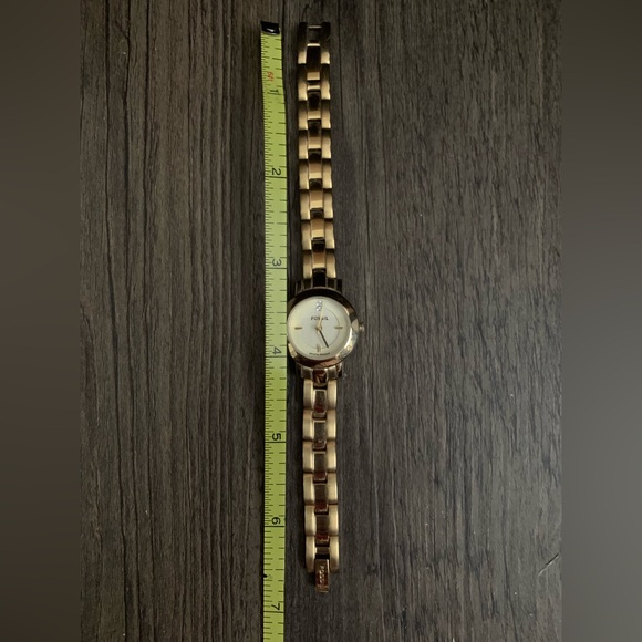 SOLD - Fossil Gold-Tone Women's Watch - Picture 6 of 10